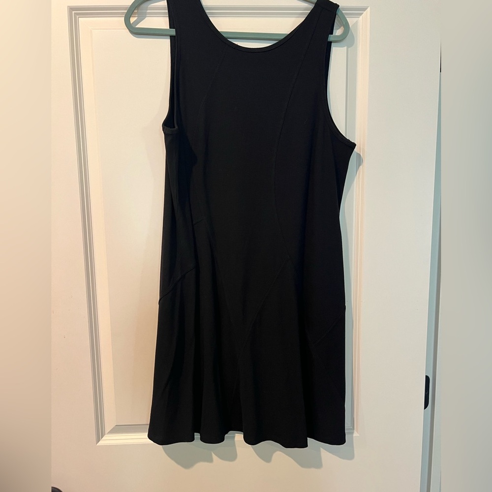 lululemon athletica Black Sleeveless A-Line Dress
